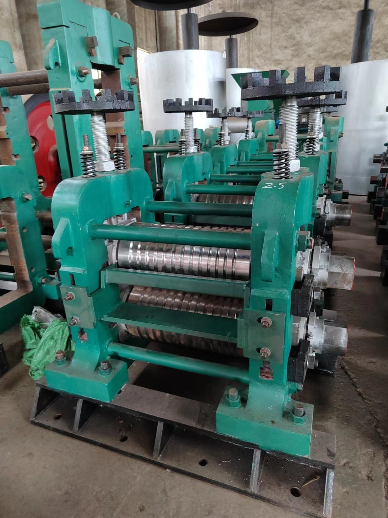 Steel rebar production line tmt bar iron rod hot rolling mill making machine flat angle iron bar automatic manufacturing machine