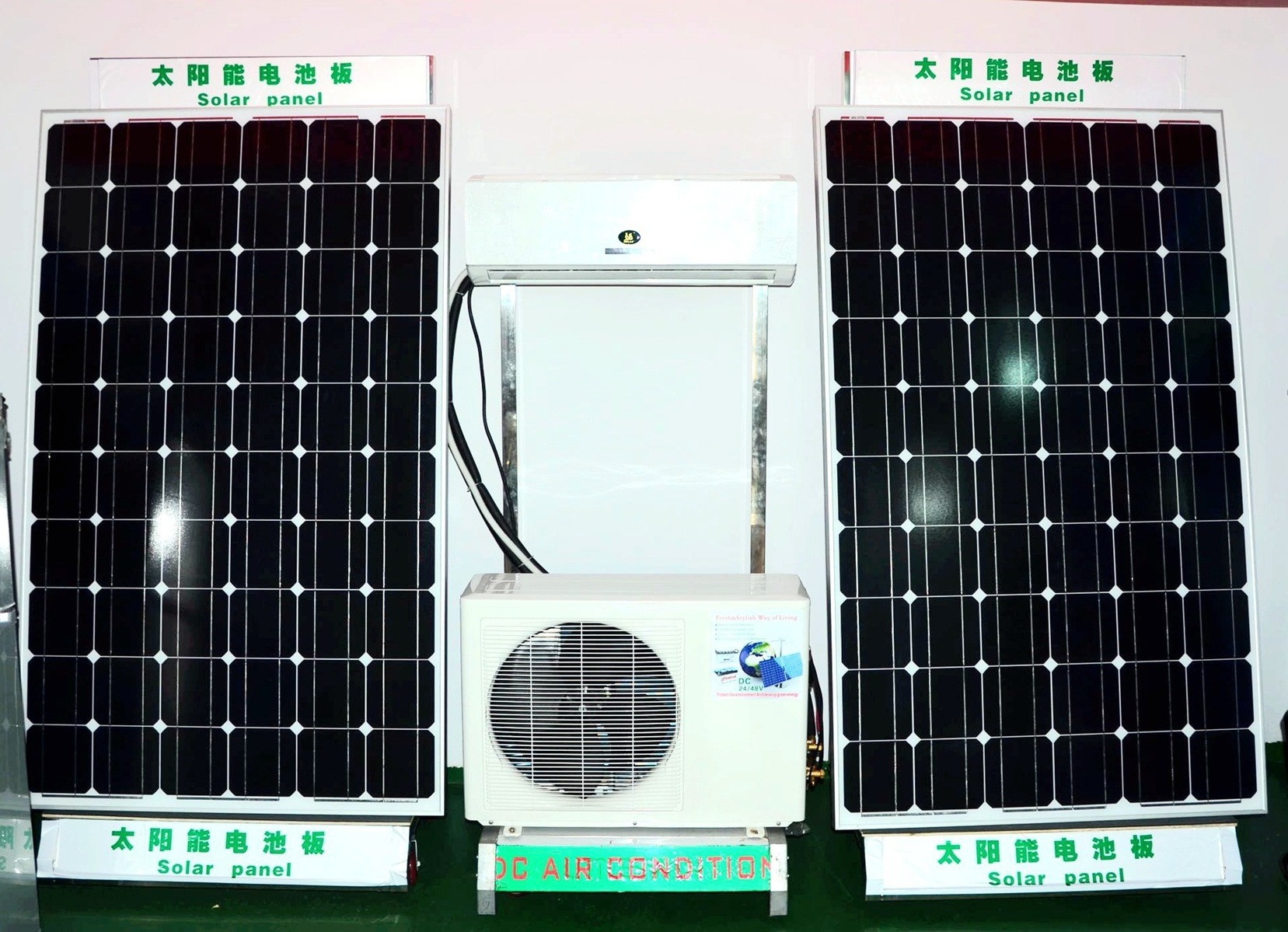 China famous brand 12000btu solar air conditioner hybrid split solar penle powered dc ac units air conditioner