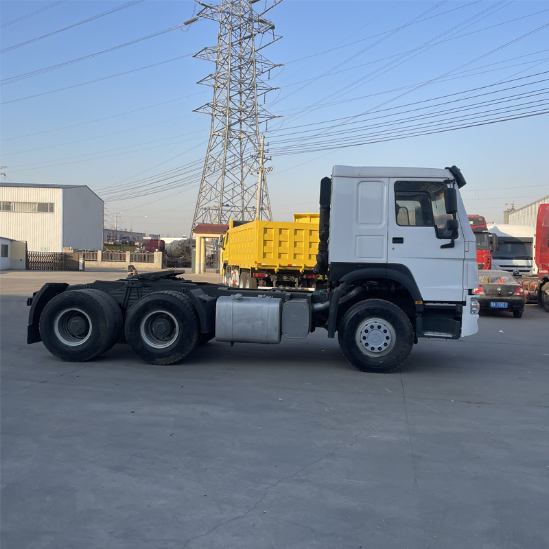 Heavy truck 10 wheel sinotruk 6x4 white tractor truck howo used sinotruk tractor truck head for sale