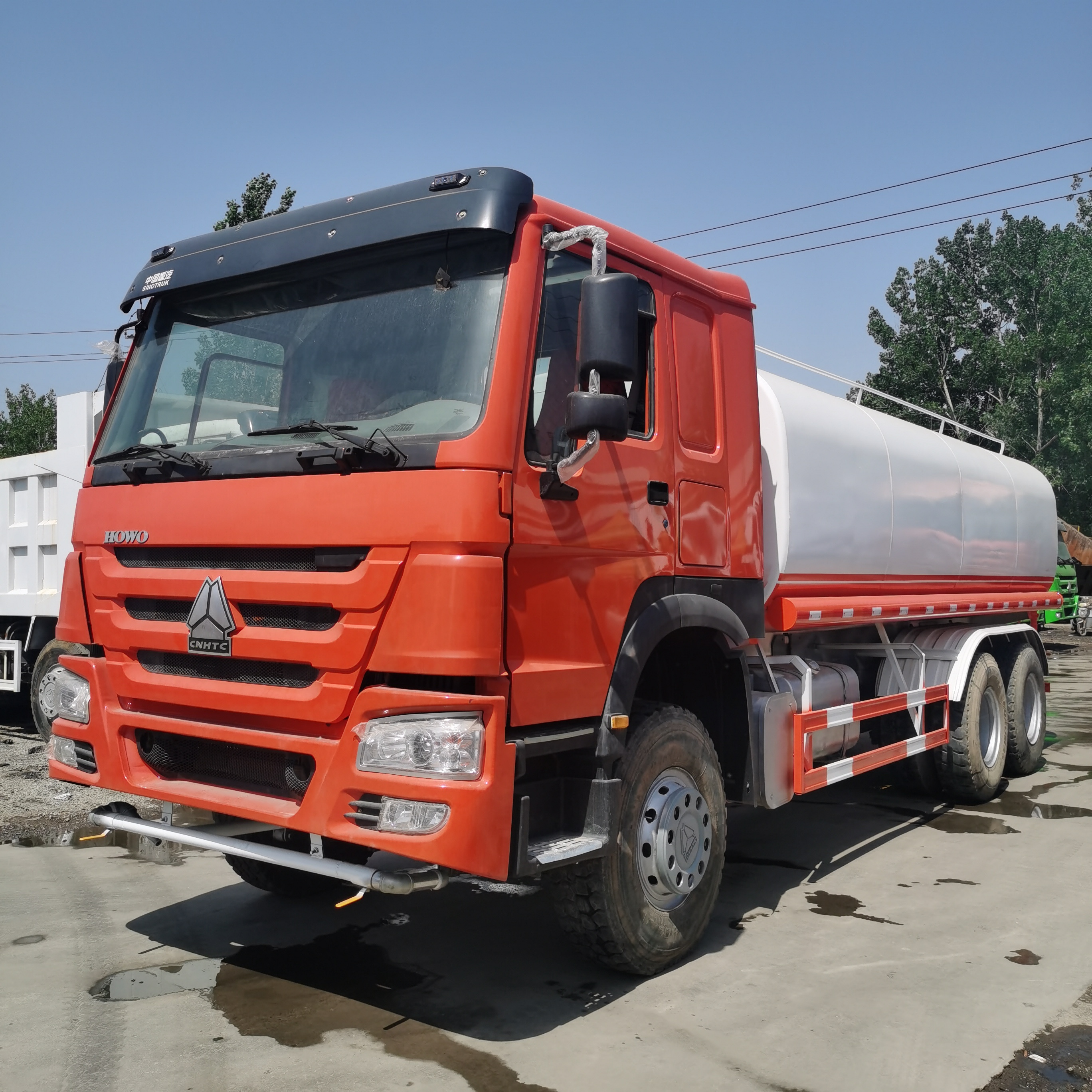 High Loading Capacity 20000L Vacuum factory price waste water Sewage Suction Tanker Truck for sale