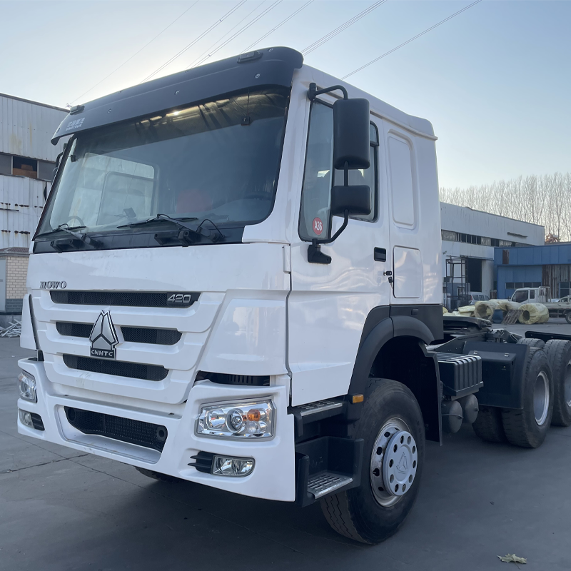 Heavy truck 10 wheel sinotruk 6x4 white tractor truck howo used sinotruk tractor truck head for sale