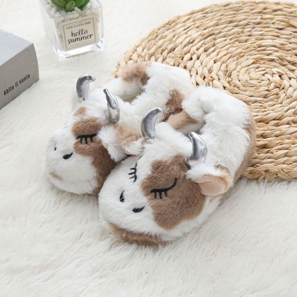 Factory wholesale fashion autumn winter cartoon dairy cow kids slippers plush warm cotton shoes indoor