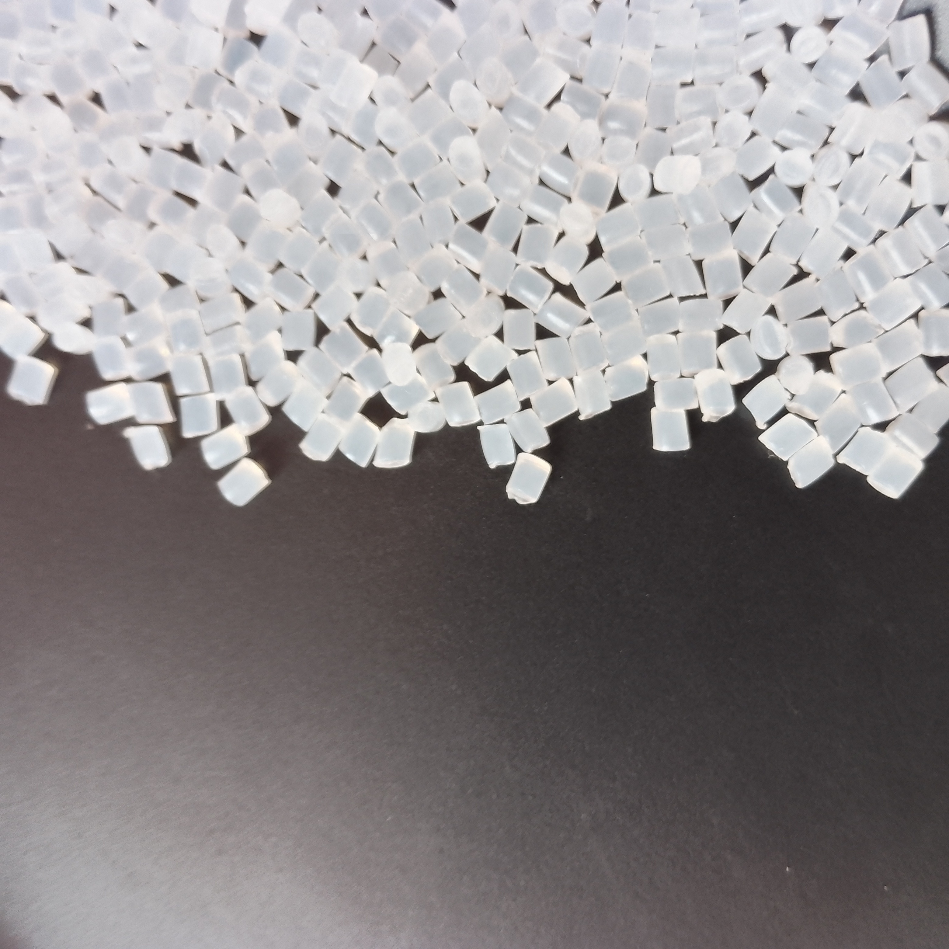 Manufacturers directly supply PA injection molding PA plastic particles wear-resistant grade plastics