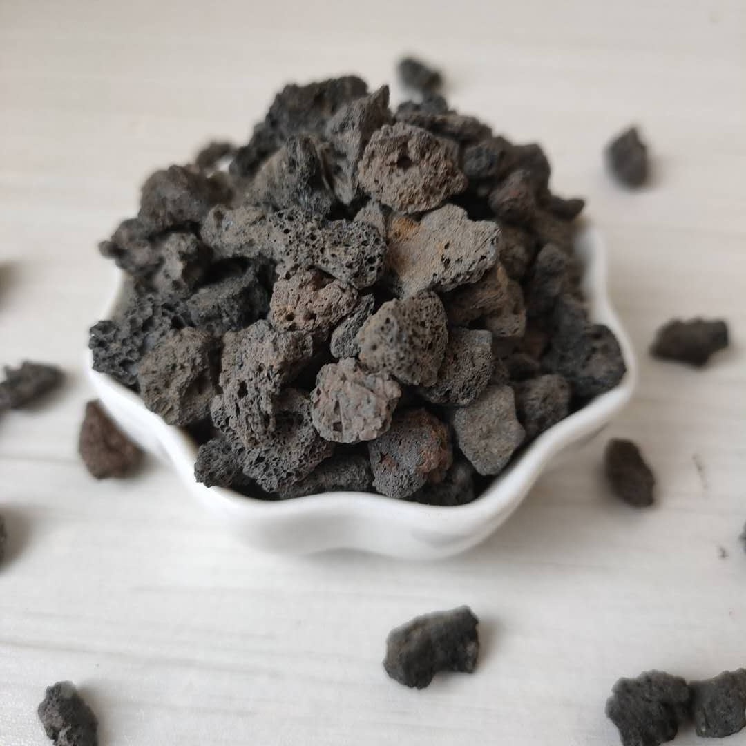 volcanic rock pumice stone and volcanic oil absorbing rock for sale