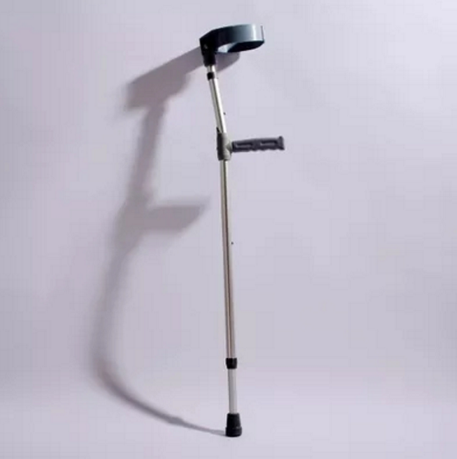 High Quality Cheap Crutches Aluminum Canadian Old Man Four-legged Knee Crutch For Elderly DS-05G