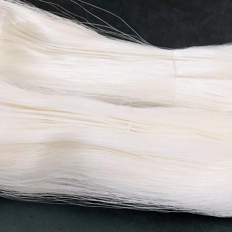 China factory wholesale Undyed Raw Silk 100% Mulberry Silk Yarn for Weaving and Knitting