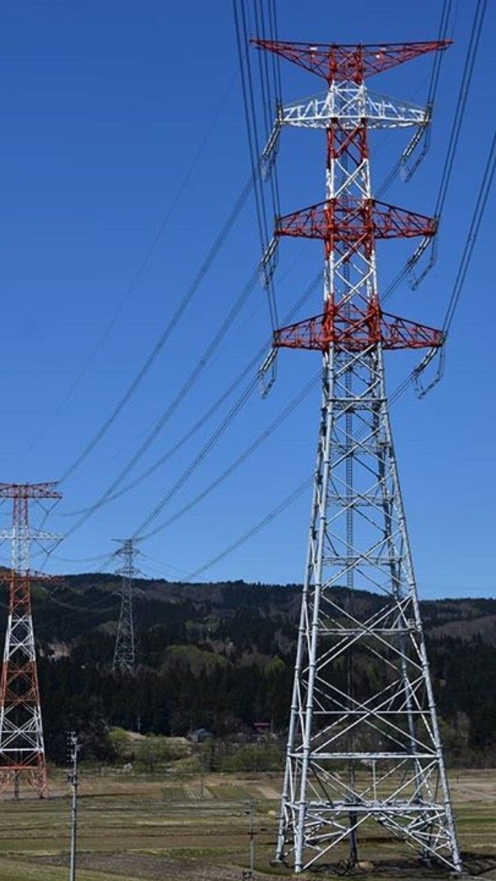 For Sale 110 220kv Transmission TowerTransmission Angle Steel Lattice Telecom Tower High Voltage Power Transmission Tower