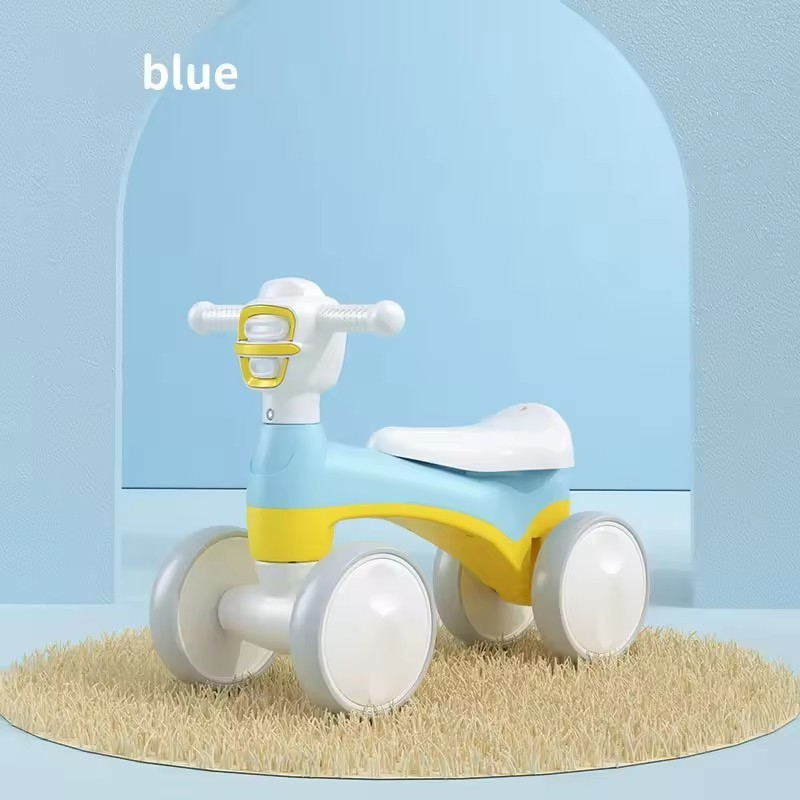 Hot sale children's plastic toy car four wheel scooter with music and light kids ride on toy car