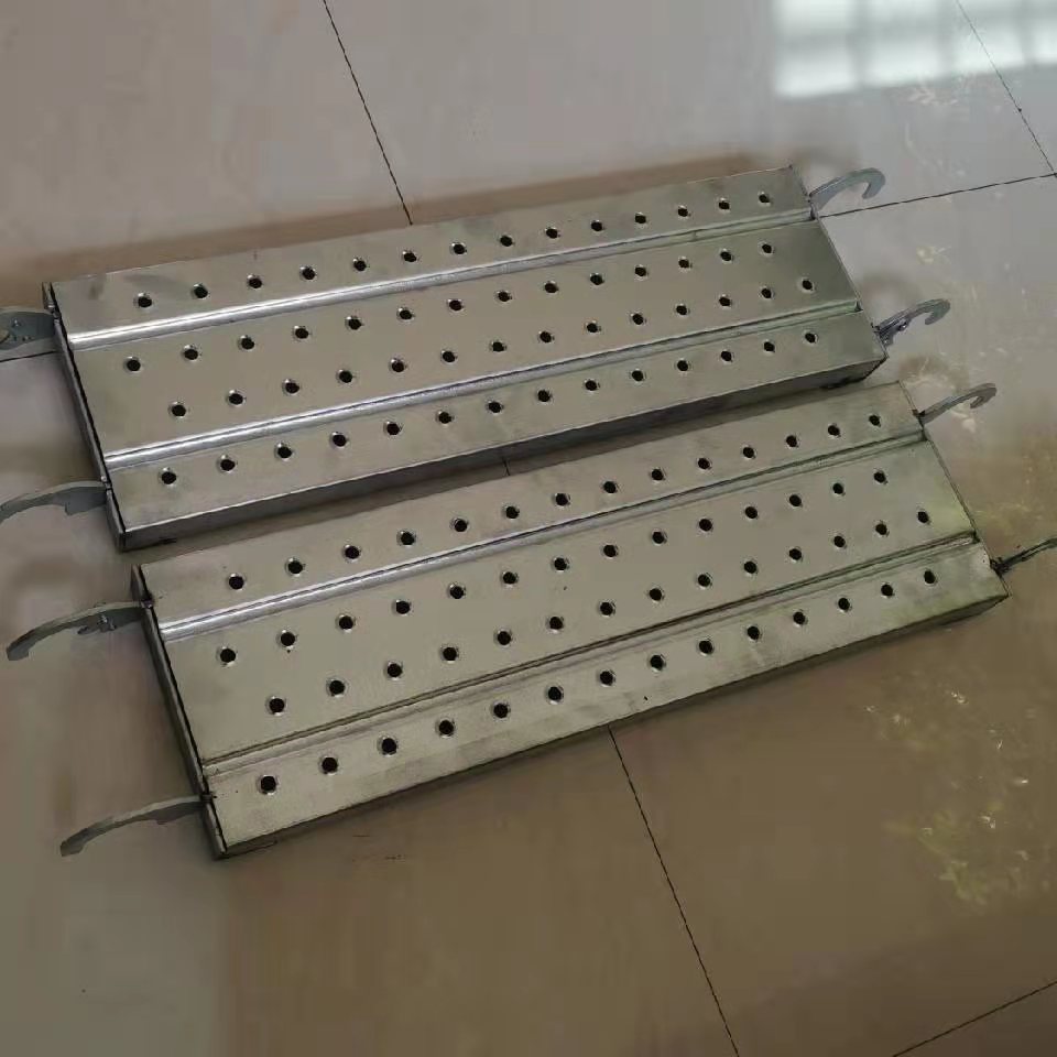 China Supplier Structural Scaffold Walking Boards Perforated Steel Planking Scaffolding System Steel Plank Walk Board