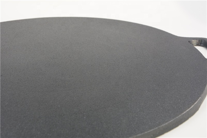 Parsimonious Round Cast Iron Griddle Pan