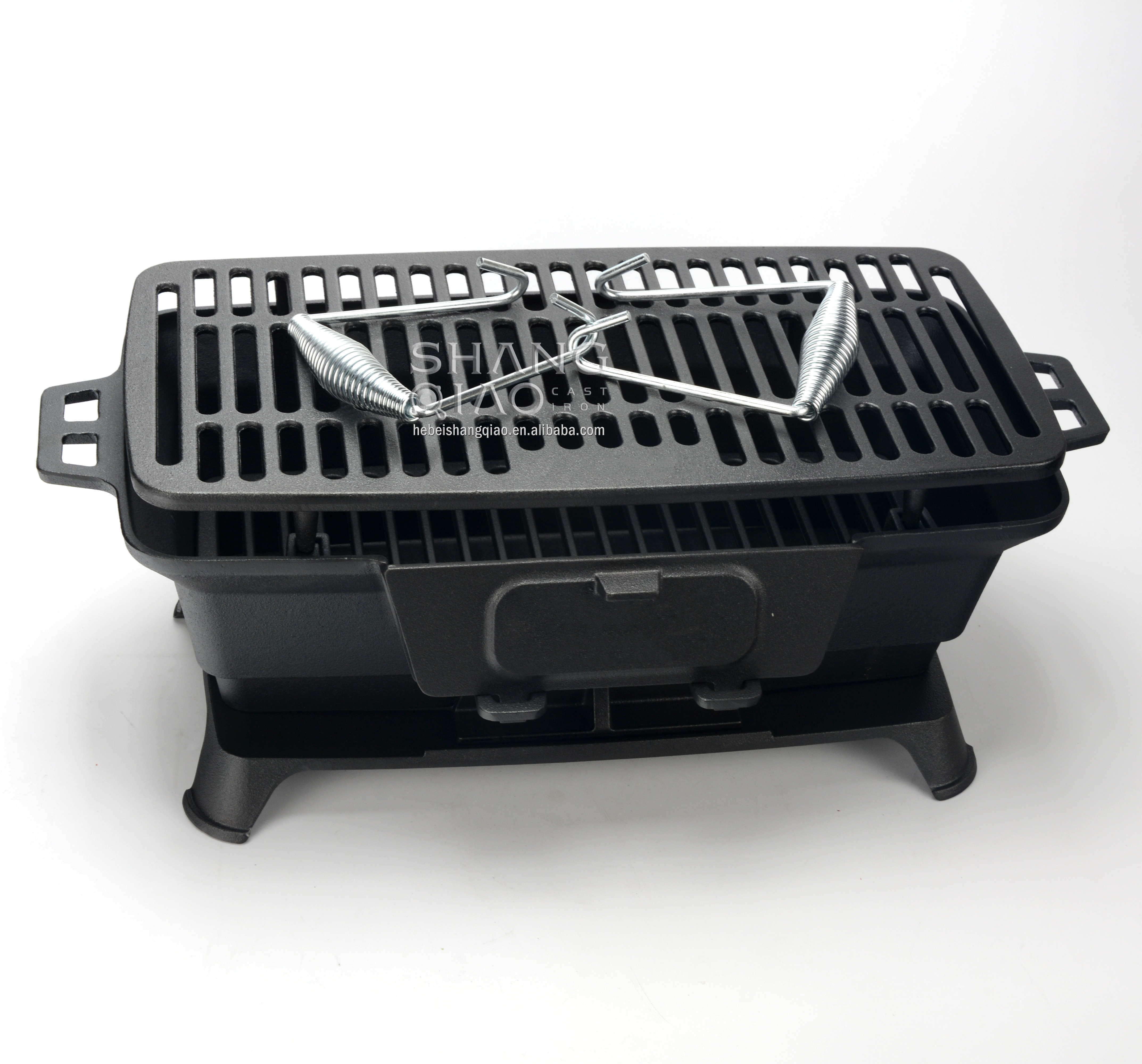 Heavy Duty BBQ Charcoal Grill Yakitori Grill Outdoor Picnic Camping Cast Iron Grill with Double Handle Air Regulating Fire Gate