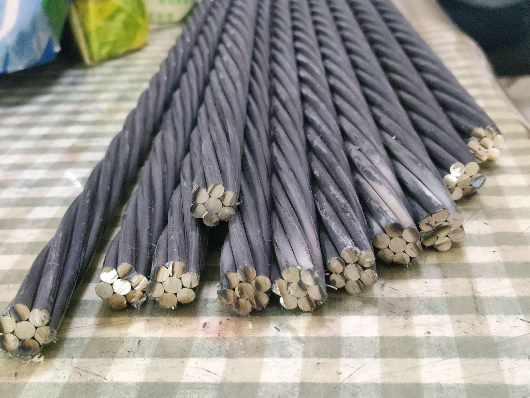 BS5896 9mm Metal building materials precast Prestressed concrete strand for construction & real estate current collector arm