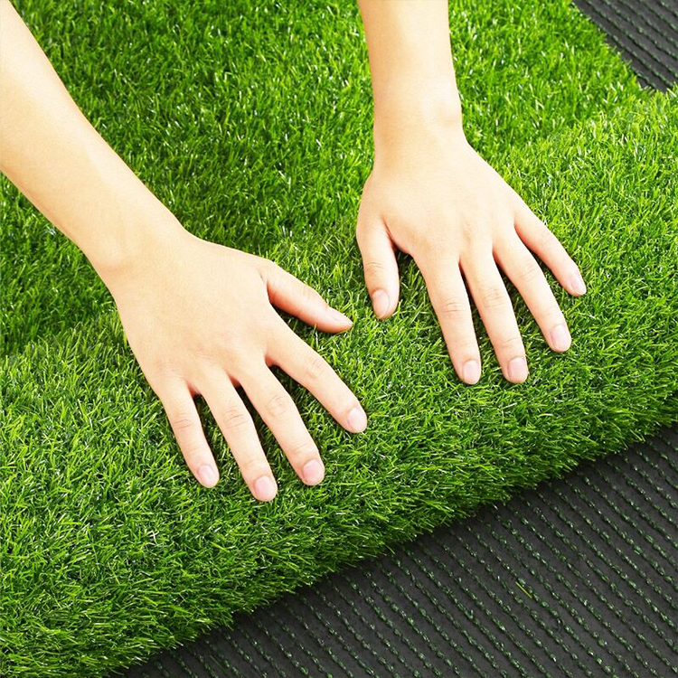 2021 Factory direct sale customized artificial grass turf for soccer fields artificial grass/Sports lawn good price