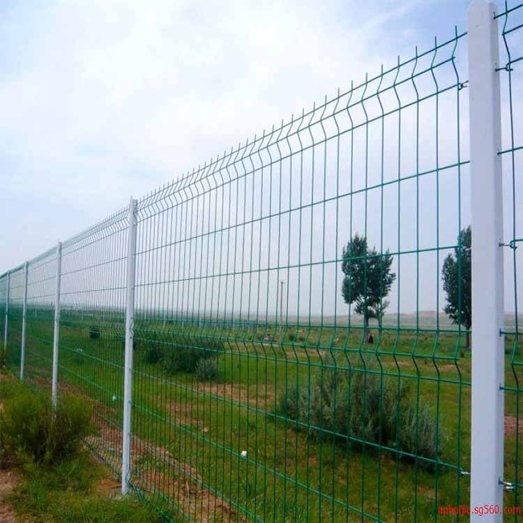 best selling Home Outdoor Decorative 3d Curved Welded Wire Mesh Garden Fence panel