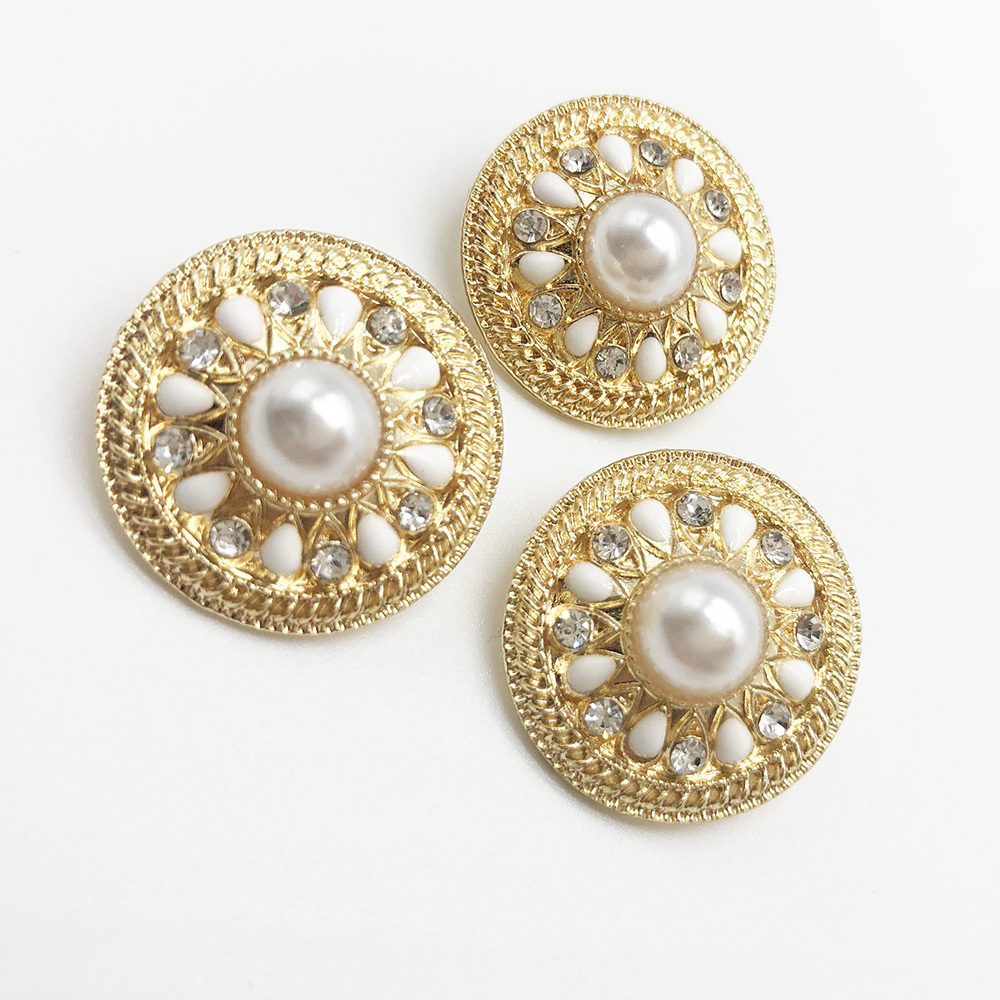 Wholesale gold plated 23MM Retro Vintage Round Crystal Ivory Faux Pearl Rhinestone Buttons