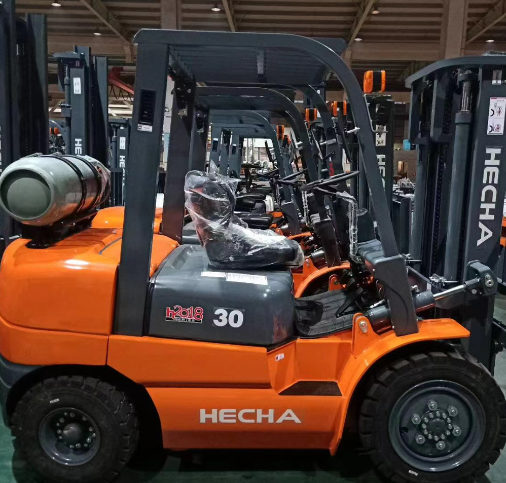 3Ton LPG Forklift with Automatic Translation Lifting Truck Engine Motor Home Use and Hotel Industries Power Gasoline