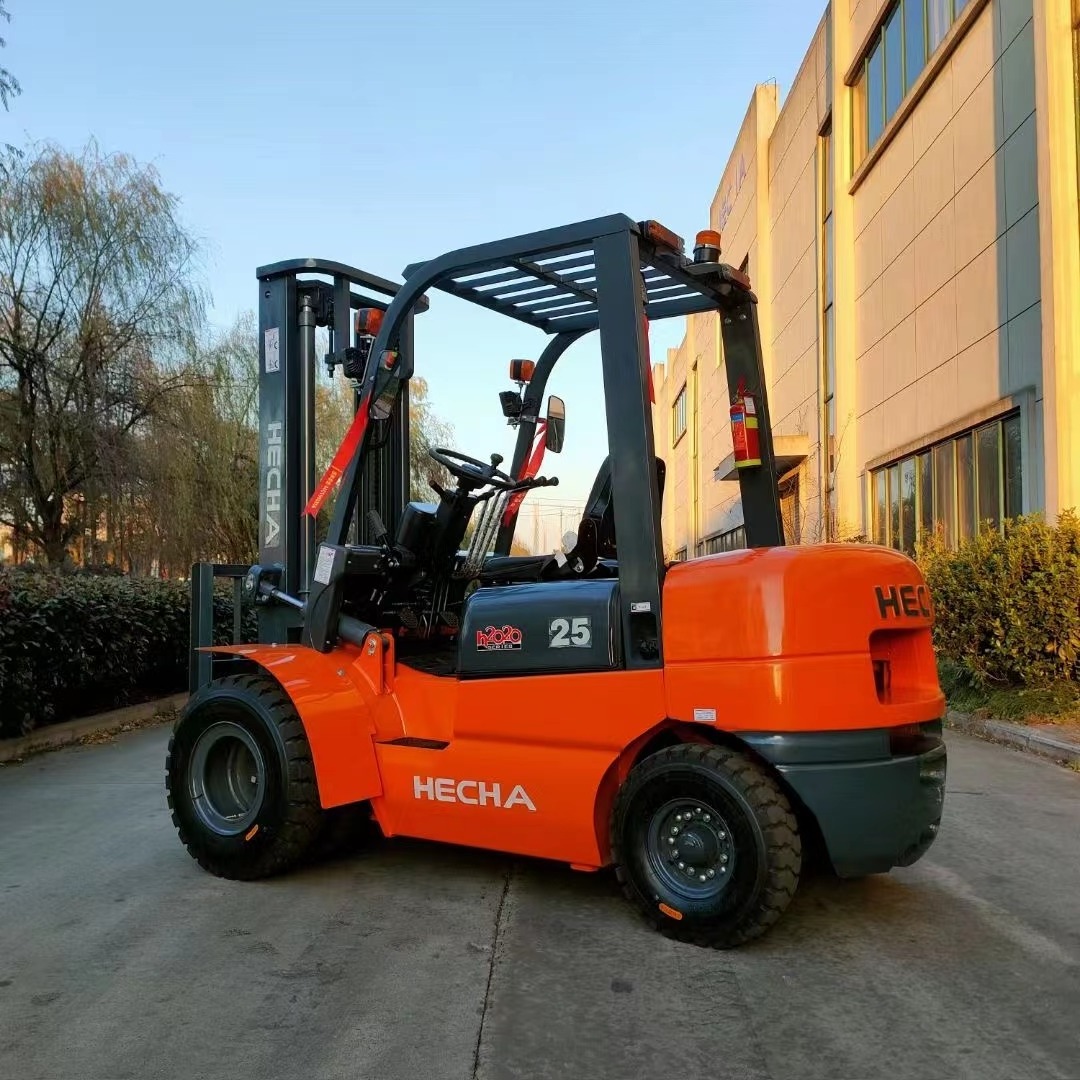 NISSAN Engine  2.5 Ton Diesel Forklift Truck New Condition for Retail Farm Industries-Key Components