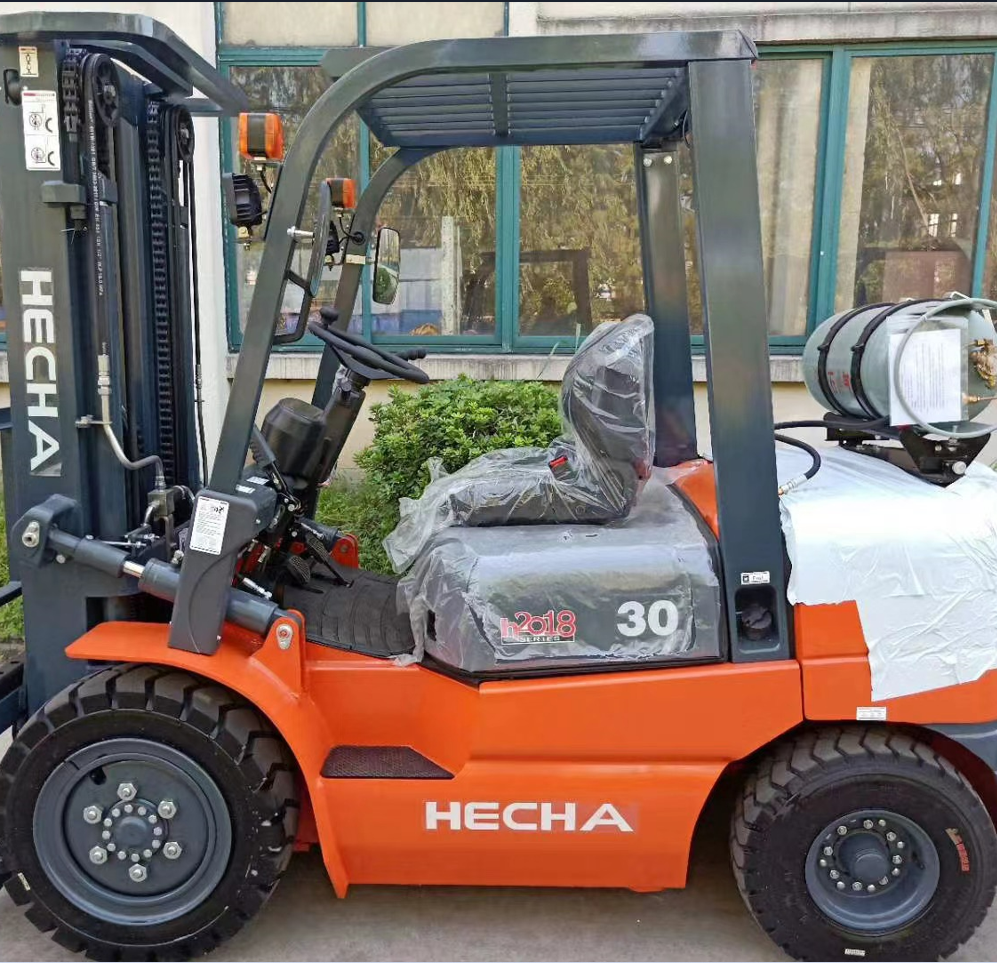 3Ton LPG Forklift with Automatic Translation Lifting Truck Engine Motor Home Use and Hotel Industries Power Gasoline