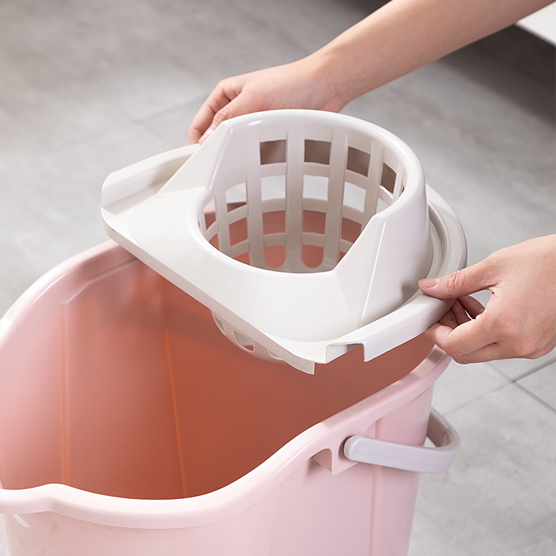 Good Quality Large Capacity Plastic Mop Bucket With Wheel  For Home Household Cleaning Tool