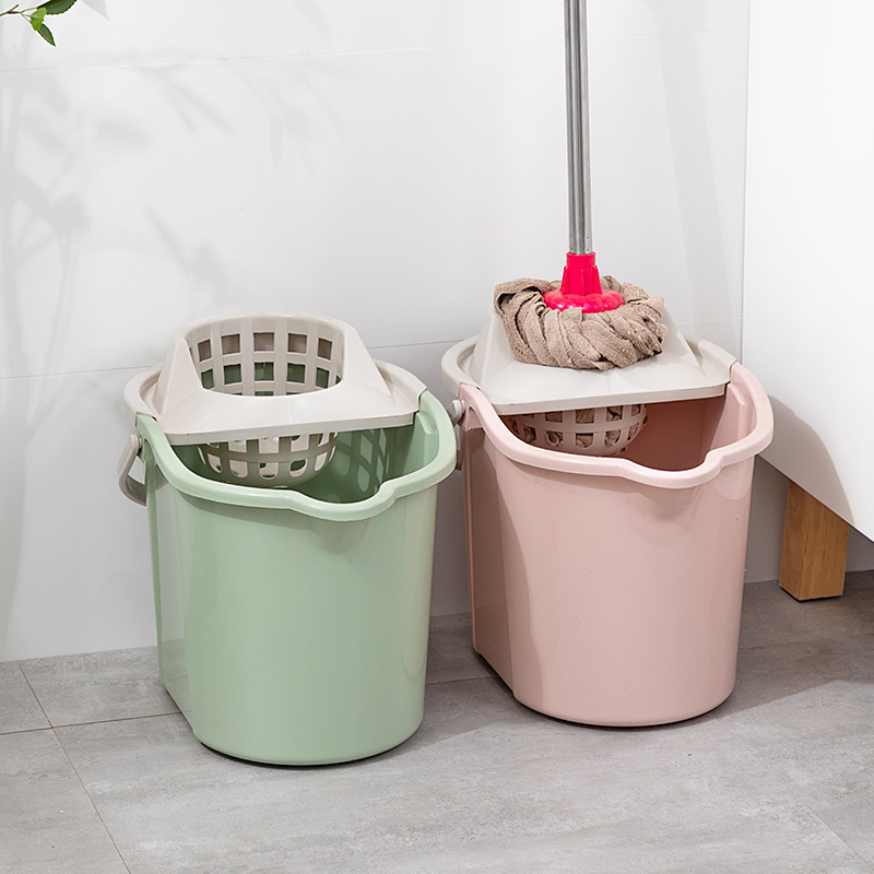 Good Quality Large Capacity Plastic Mop Bucket With Wheel  For Home Household Cleaning Tool