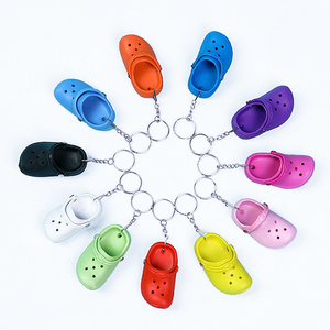 Wholesale Lovely 3D Mini Eva Plastic Croc Key Chain Foam Hole Sandal Slipper Beach Shoe Keychain Decoration