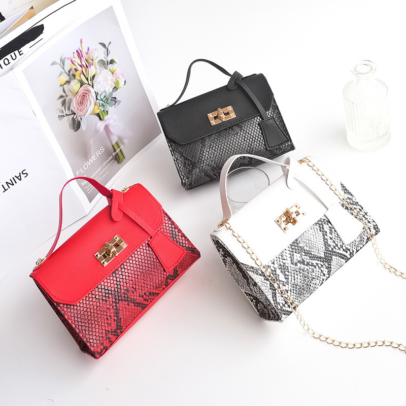 Fashion Ladies Chain Bags Snake Skin Pattern Handbags