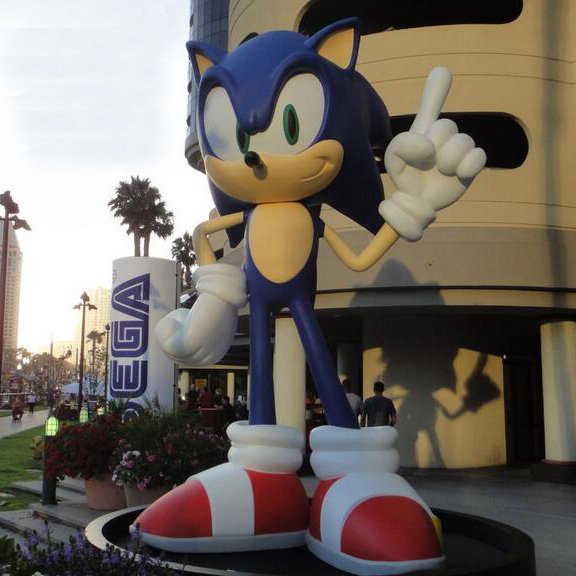 Factory Direct Sell Fiberglass Cartoon Sonic Statue Large Life Size Figure Sculpture Resin Statue