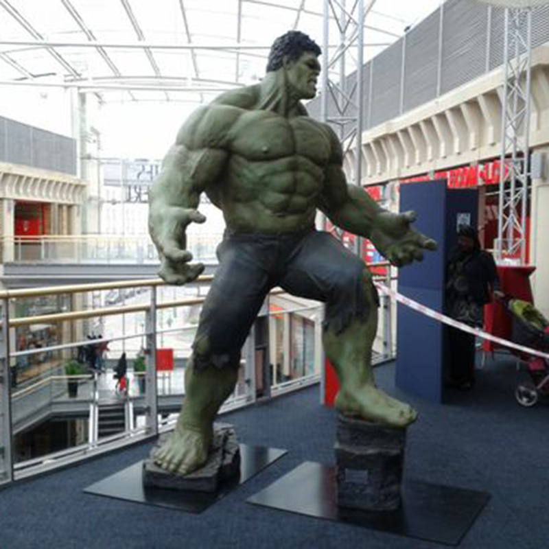 Outside Decoration Modern large marvel sculpture fiberglass Incredible Hulk statue For Sale