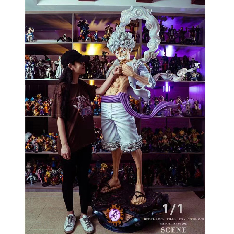 Hot sale Gear 5 luffy life size One Pieces Anime Figure sculpture fiberglass resin crafts Glowing Statue Model For Home Decor