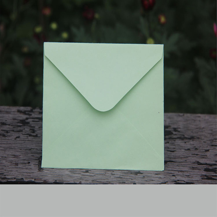 Factory Wholesale Brown Kraft Paper Gift Envelope Embossment Manila Paper Wallet Envelopes