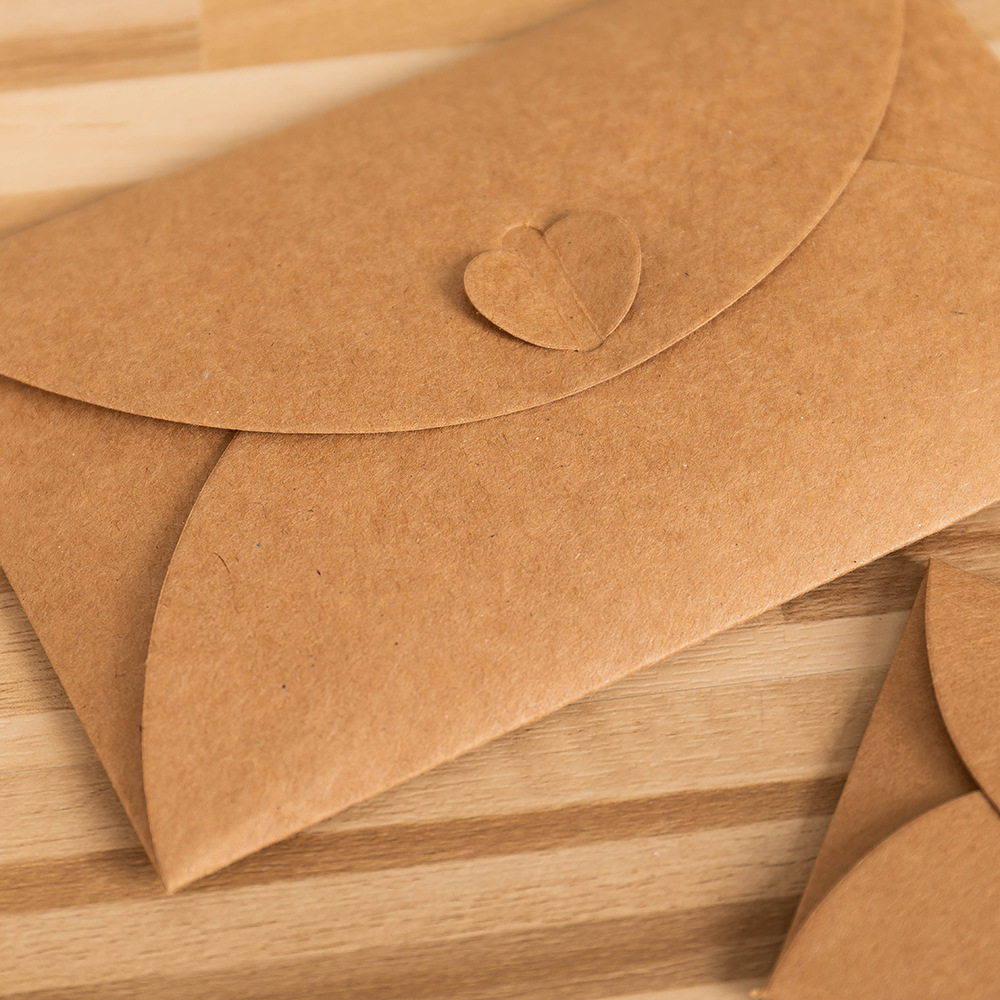 Factory Wholesale Brown Kraft Paper Gift Envelope Embossment Manila Paper Wallet Envelopes