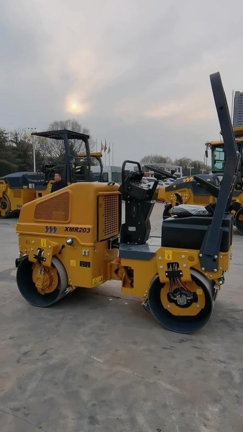 Used 1.5 ton XD1500 compact roller made in Xuzhou park road construction sold in Philippines