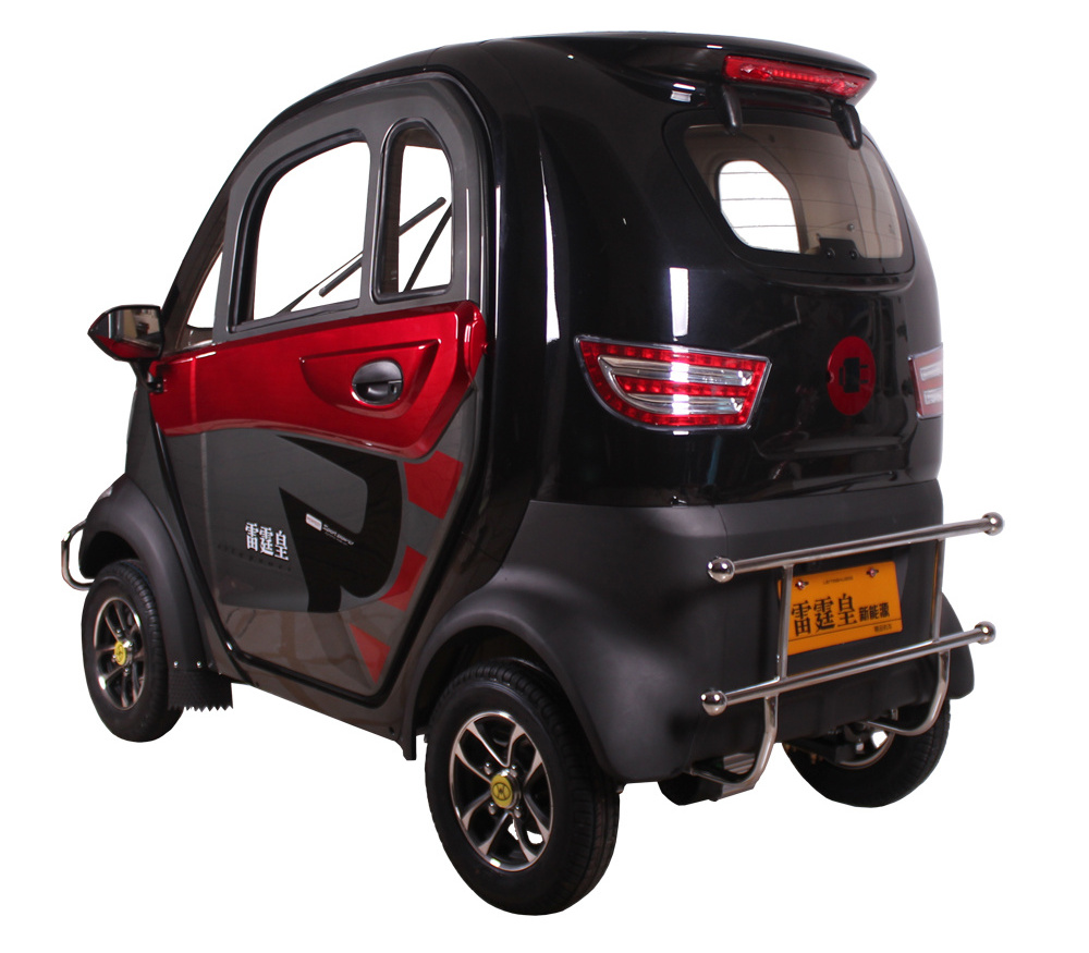 The new three-person fully enclosed electric four-wheeler fully enclosed four-wheeler four-wheel electric vehicle adult electric