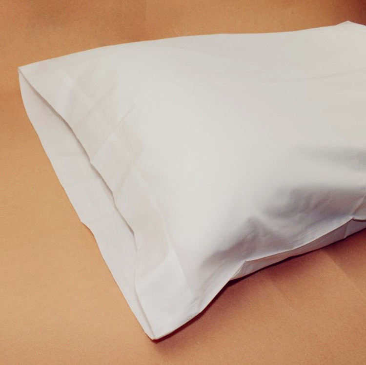 Wholesale 100% Organic Soft Cotton Silky Waterproof Pillow Protector White Bamboo Pillow Case