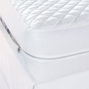 Waterproof Bed Bug Quilted Mattress Cover With Zipper For Hotel and Hospital