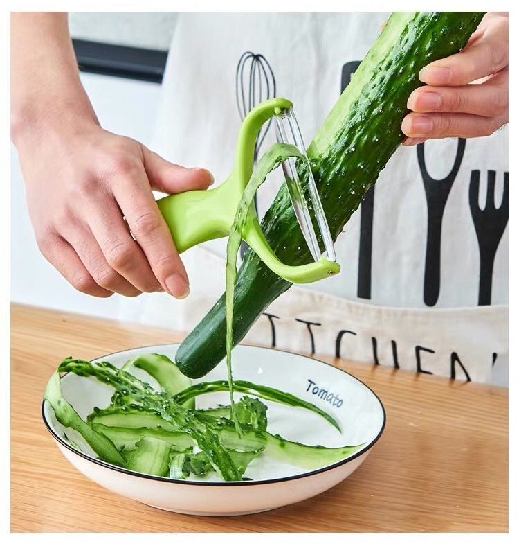 Kitchen Gadgets Plastic Wide Mouth Potato Peeler Stainless Steel Cabbage Salad Graters Manual Vegetable And Fruit Peeler