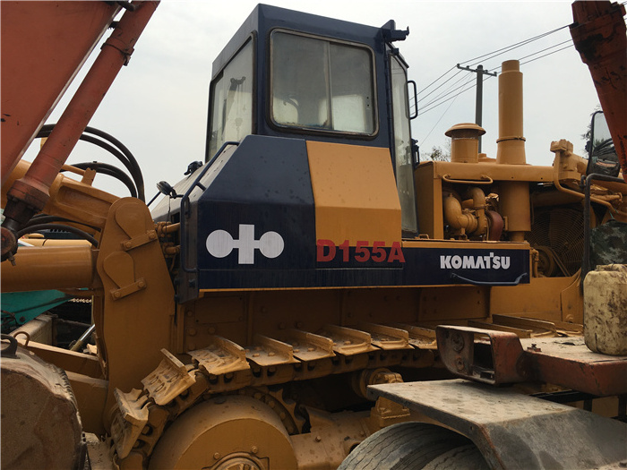 Hot selling Used Komatsu D155A-3 Bulldozer with lower price good condition for sale