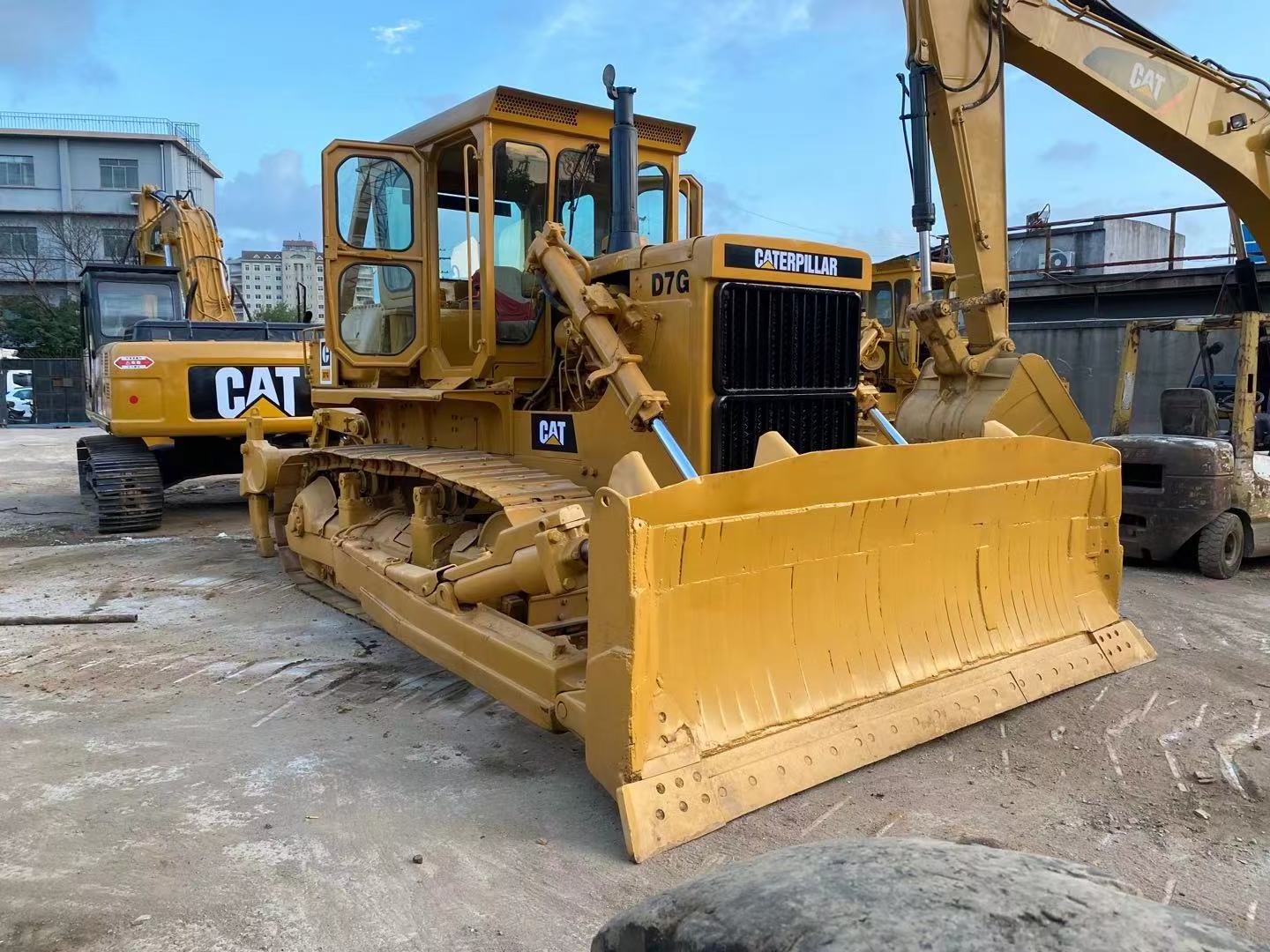 Caterpillar Used Bulldozer Dozer Models D7G D6D D6M D5M D6H D6R Second Hand crawler Dozer for Sale Reliable bulldozer