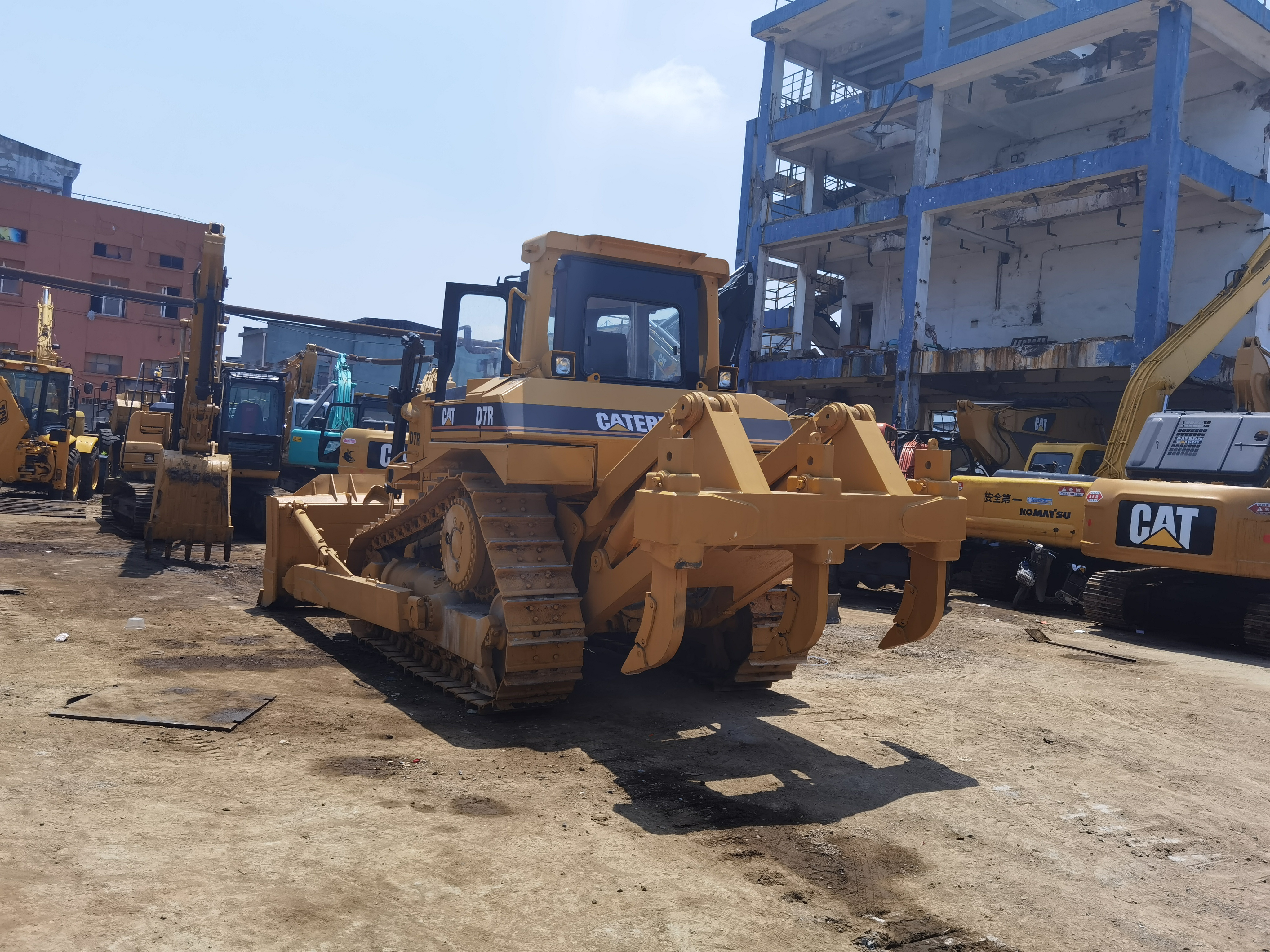 Used Bulldozers Caterpillar D7R Second Hand First-Class Hydraulic Bulldozer D7G D7H For Sale