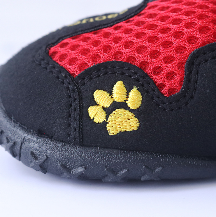 The new breathable dog shoes non-slip wear-resistant dog outdoor hiking shoes