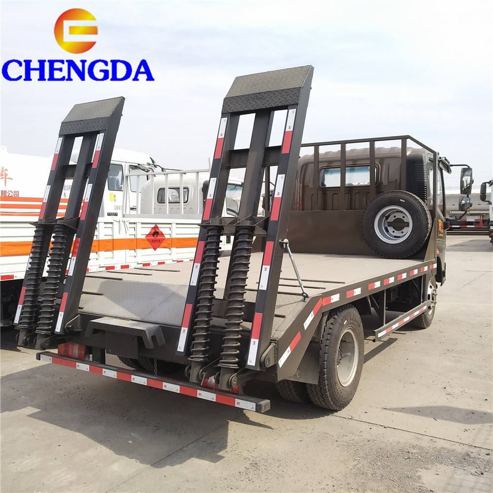 Low Price Sinotruck Howo Cargo Transport Truck Flat Bed Flatbed Truck