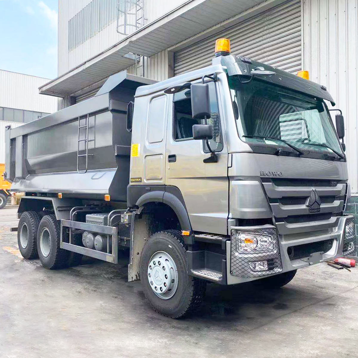 Sino Truck Howo 6X4 30 Ton 10 Roues Camion Benne Tipper Dump Truck For Sale