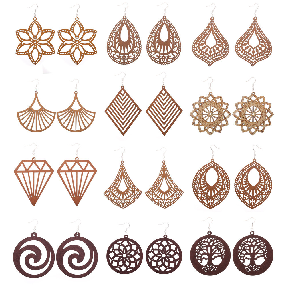 2022 Fashionable wooden hollowed-out wooden earrings pendant earrings