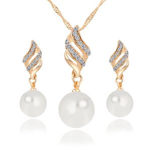 Faux pearl jewelry set high end glitter fashionable trend bridal jewelry set jewelry display set