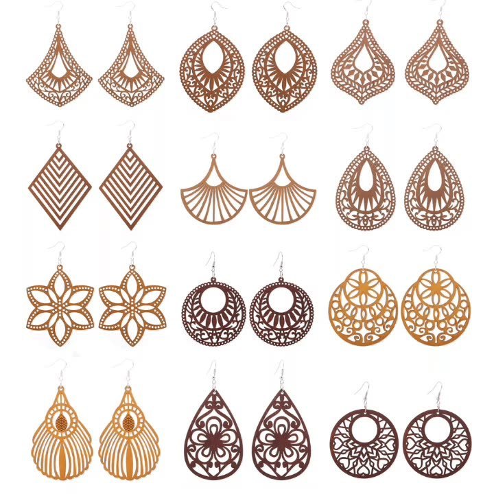 2022 Fashionable wooden hollowed-out wooden earrings pendant earrings