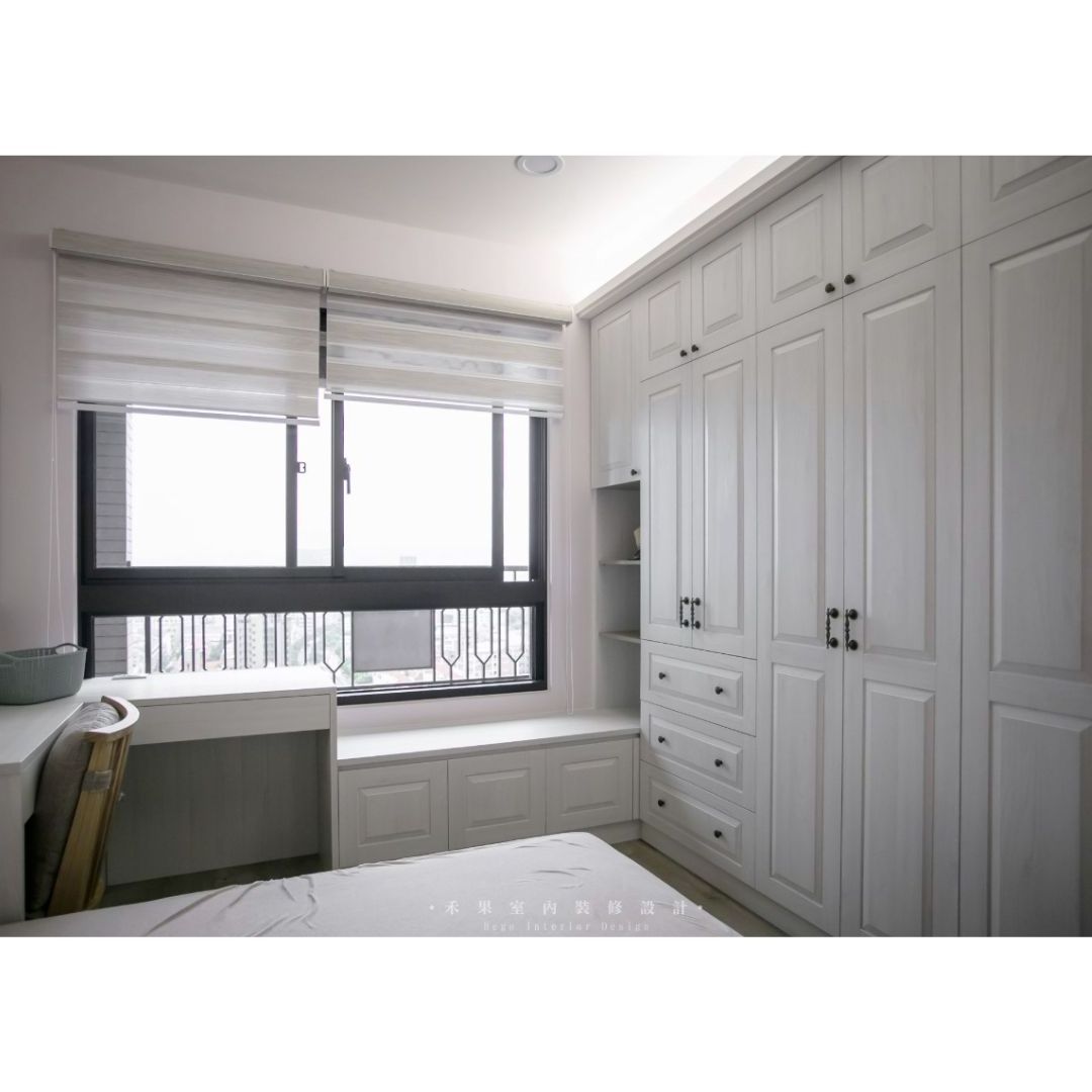 Manufactured wood armoire clothes wardrobe