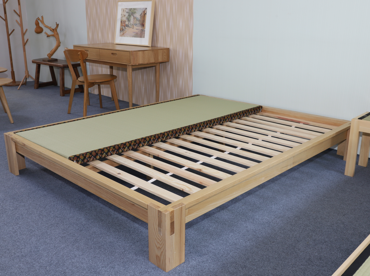 customize solid wood bed frame  tatami bed