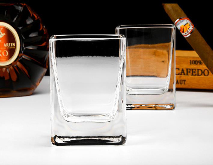 Custom Personalized engraved whiskey Iceberg Design Whiskey Glasses Transparent Whiskey Glass