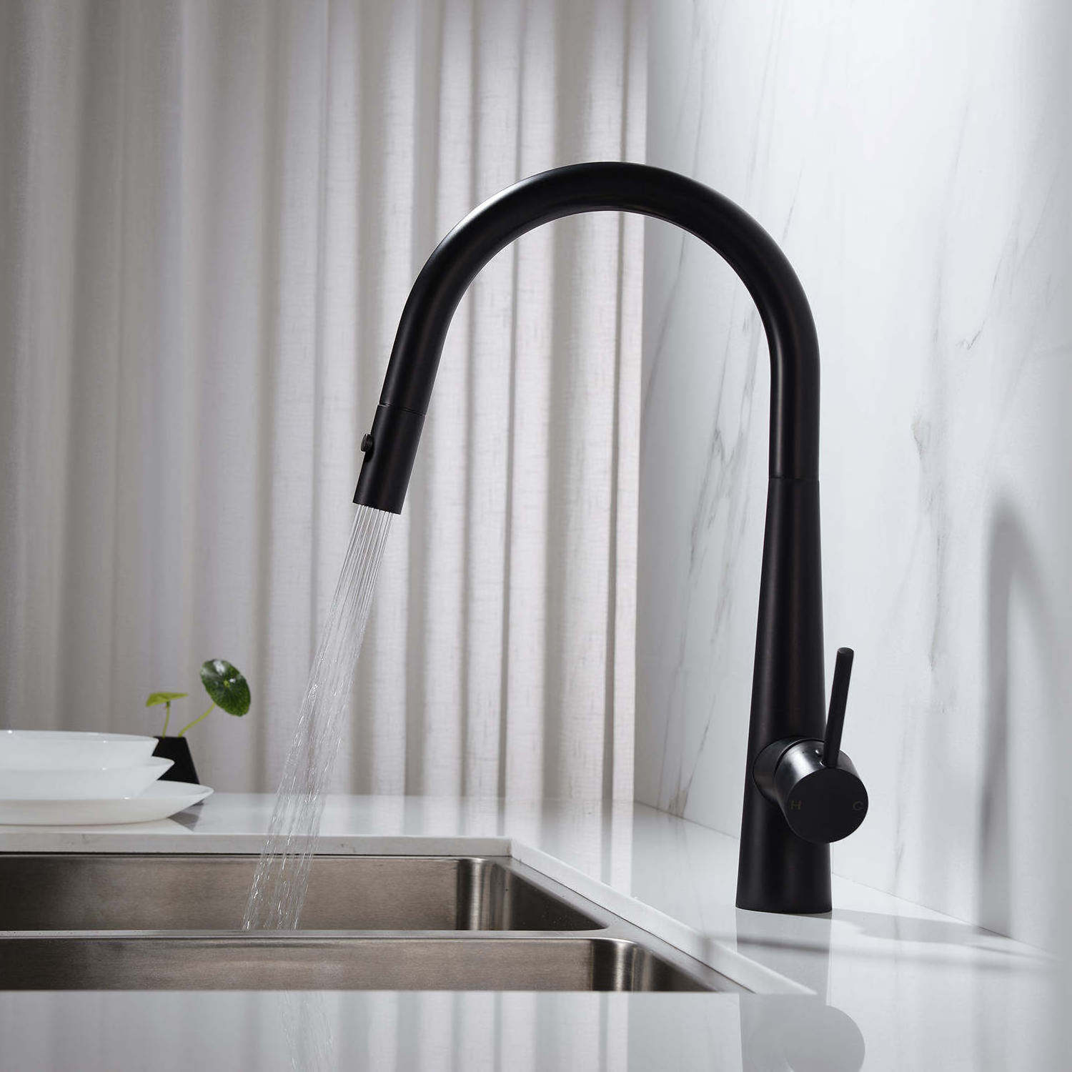 Lead-Free Brass Contemporary Deck Mounted Tap Watermark High Quality Black Sense Faucets Pull Down Kitchen Faucet