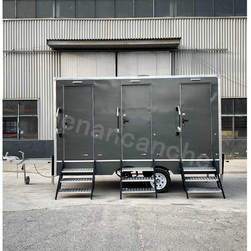 Portable Trailer Toilet China Movable Portable Restroom Luxury 3 Years Potty Portable Toilet with Wheels